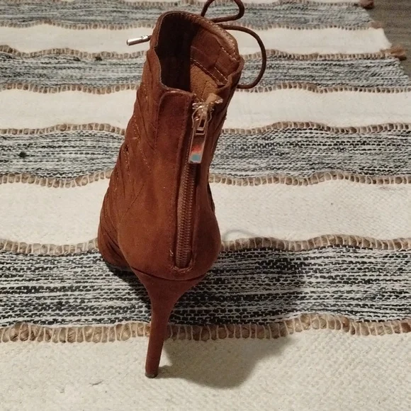 Rouge Hellium Boots size 8 1/2 - Picture 6 of 10